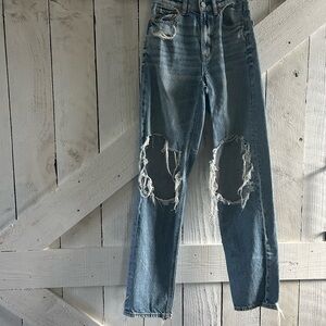 American Eagle Outfitters Light Blue Denim Jeans